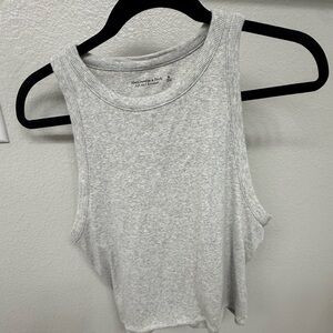 Abercrombie & Fitch Light Gray Cropped Tank Top